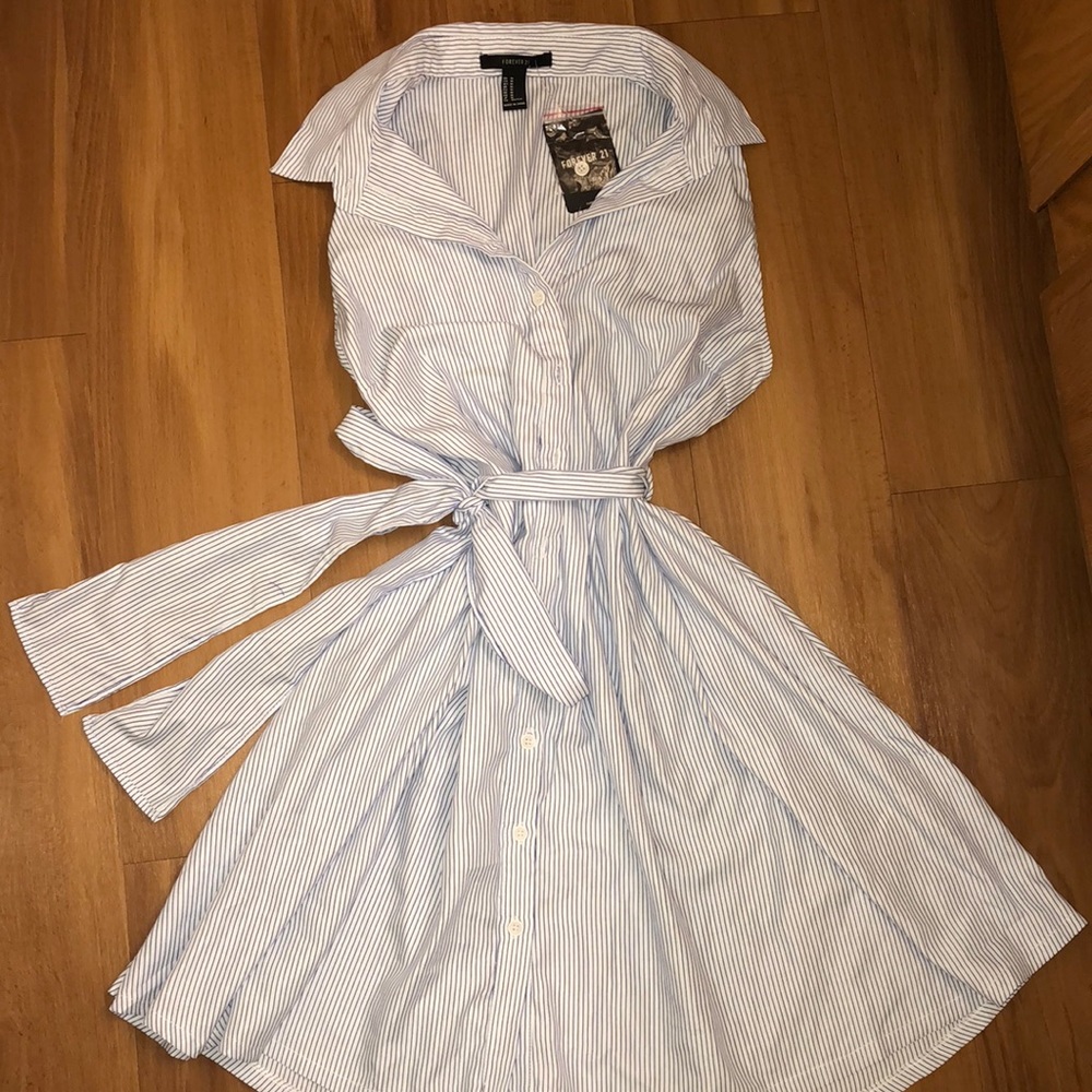Brand new pin stripe forever 21 dress